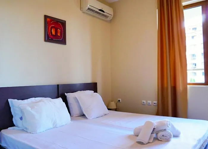 сънрайз - Sunrise 公寓 *