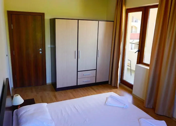 сънрайз - Sunrise 公寓 奥布佐尔